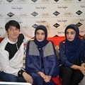 Irwansyah, Zaskia Sungkar, Shireen Sungkar dan Teuku Wisnu di Grand Opening Gerai Hawa