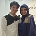 Irwansyah dan Zaskia Sungkar di Grand Opening Gerai Hawa