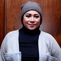 Melly Goeslaw di Konferensi Pers Program Baru Trans TV Mei 2015