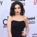 Charli XCX di Red Carpet Billboard Music Awards 2015