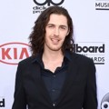 Hozier di Red Carpet Billboard Music Awards 2015