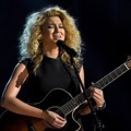 Tori Kelly di Billboard Music Awards 2015