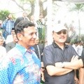 Mark Sungkar, Eros Djarot dan Slamet Rahardjo Ditemui di TPU Tanah Kusir