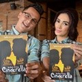 Andhika Pratama dan Ussy Sulistiawaty Merilis Buku 'Bukan Cinta Cinderella'