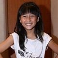 Chloe Xaviera Berlatih Vokal di Studio Backbeat