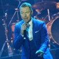 Ronan Keating Saat Tampil di Konser 'Boyzone Back Again No Matter What'