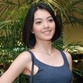 Cinta Dewi di Gala Premier Film '7 Hari Menembus Waktu'