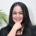 Juwita Bahar di Gala Premier Film '7 Hari Menembus Waktu'