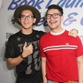 Brandon Nicholas Salim dan Ferry Salim di Acara Meet & Greet Pemain Film '7 Hari Menembus Waktu'