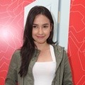Dina Anjani di Acara Meet & Greet Pemain Film '7 Hari Menembus Waktu'