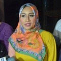 Shinta Bachir Mendatangi Polres Jakarta Selatan