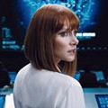 Bryce Dallas Howard Sebagai Claire Dearing di Film 'Jurassic World'