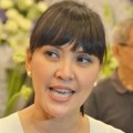 Becky Tumewu Saat Ditemui di Rumah Duka Dharmais, Jakarta Barat