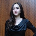 Aura Kasih Hadiri Perayaan Elvira Devinamira Ulang Tahun ke-22