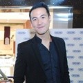 Daniel Mananta Hadiri Press Conference 'Rimowa Handmade Meets High-Tech' Luggage Exhibition