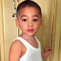 Kellen Saat Berlumuran Bedak