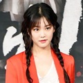 Lee Yu Bi di Jumpa Pers Serial 'Scholar Who Walks the Night'