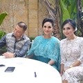 Bahagianya Kellen Alexander, Raul Lemos, Krisdayanti dan Yuni Shara