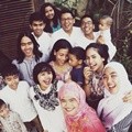 Maudy Ayunda Rayakan Idul Fitri Bersama Keluarga Besar
