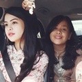 Maudy Ayunda Bersama Ibunda dan Adiknya