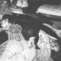 Kai EXO, Taemin SHINee dan Krystal f(x) Bergaya Klasik di W Korea Agustus 2015