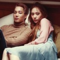 Pose Kai EXO dan Krystal f(x) di Majalah W Korea Edisi Agustus 2015