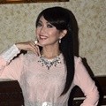 Ratna Listy Hadiri Syukuran Ulang Tahun Dorce Gamalama ke-52