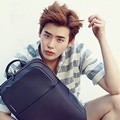 Lee Jong Suk di Majalah @Star1 Edisi Juli 2015