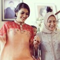 Ratu Anandita Saat Keluar Temui Keluarga Mario Irwinsyah