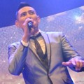 Rio Febrian di Konser 'Love 15 Rio'