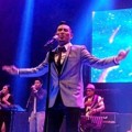 Penampilan Rio Febrian di Konser 'Love 15 Rio'
