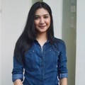 Mikha Tambayong Ditemui Seusai Acara 'Rumpi' Trans TV