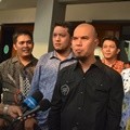 Ahmad Dhani Hadiri Sidang Pra-Peradilan