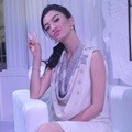 Raline Shah di Pelucuran Magnum White Collection