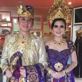 Pernikahan Kadek Devi dan Dewa Yoga