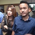 Ayu Ting Ting dan Ruben Onsu Ditemui di Polda Metro Jaya