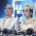 Ayudia Bing Slamet dan Ditto Saat Temui Wartawan