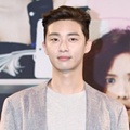 Park Seo Joon di Jumpa Pers Serial 'She Was Pretty'