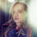 Suki Waterhouse di Majalah Love 2015