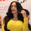 Pamela Safitri Duo Serigala di Gala Premier Film 'Komedi Moderen Gokil'