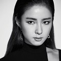Shin Se Kyung di Majalah Harper's Bazaar Korea Edisi September 2015