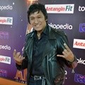 Ikang Fawzi Hadir di AMI Awards ke-18