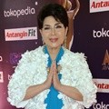 Titiek Puspa Hadir di AMI Awards ke-18