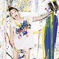 Miley Cyrus di Majalah Elle UK Edisi Oktober 2015