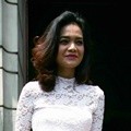 Citra Scholastika Hadir di Pemberkatan Glenn Alinskie dan Chelsea Olivia