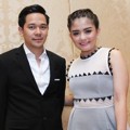 Tika Ramlan dan Suami di Resepsi Pernikahan Glenn Alinskie dan Chelsea Olivia