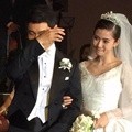 Huang Xiaoming Menangis di Acara Pernikahannya dengan Angelababy
