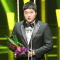 Kim Dae Myung Raih Piala Excellent Actor