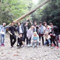Seventeen di Pemotretan Promosi Album Debut '17 Carat'