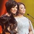 Krisdayanti dan Aurel Hermansyah Bacakan Nominasi di Silet Awards 2015